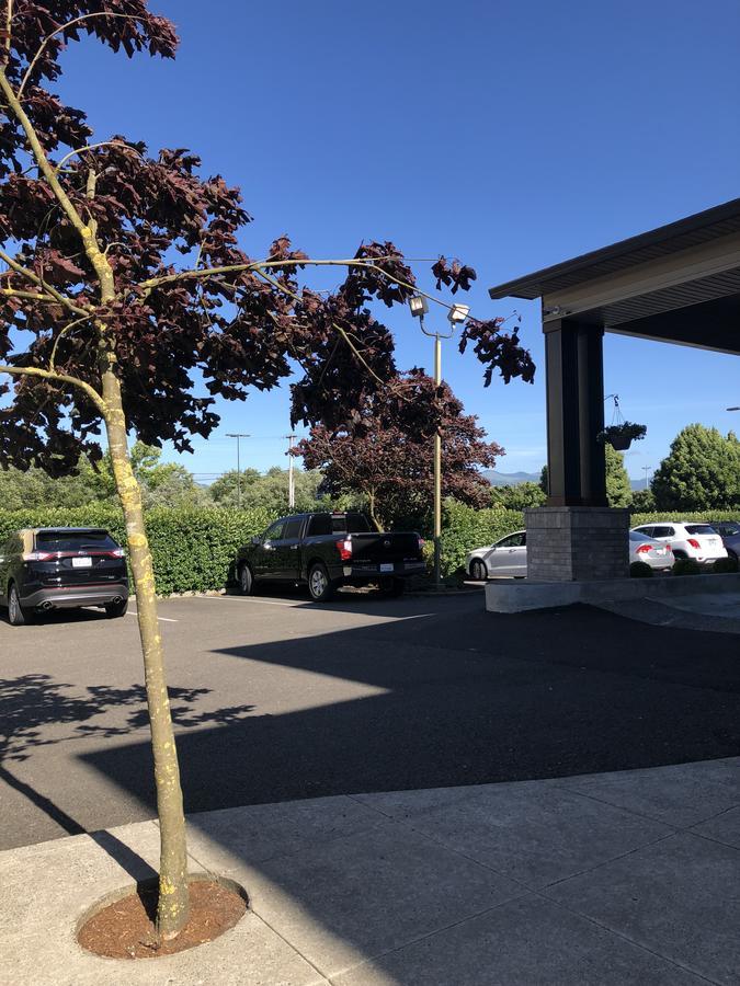 The Ashley Inn Of Tillamook Exterior photo