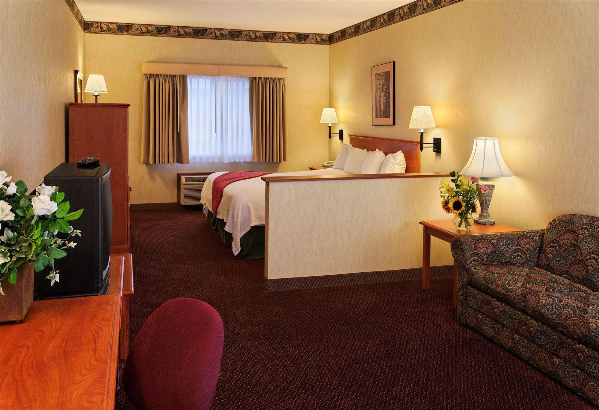 The Ashley Inn Of Tillamook Room photo